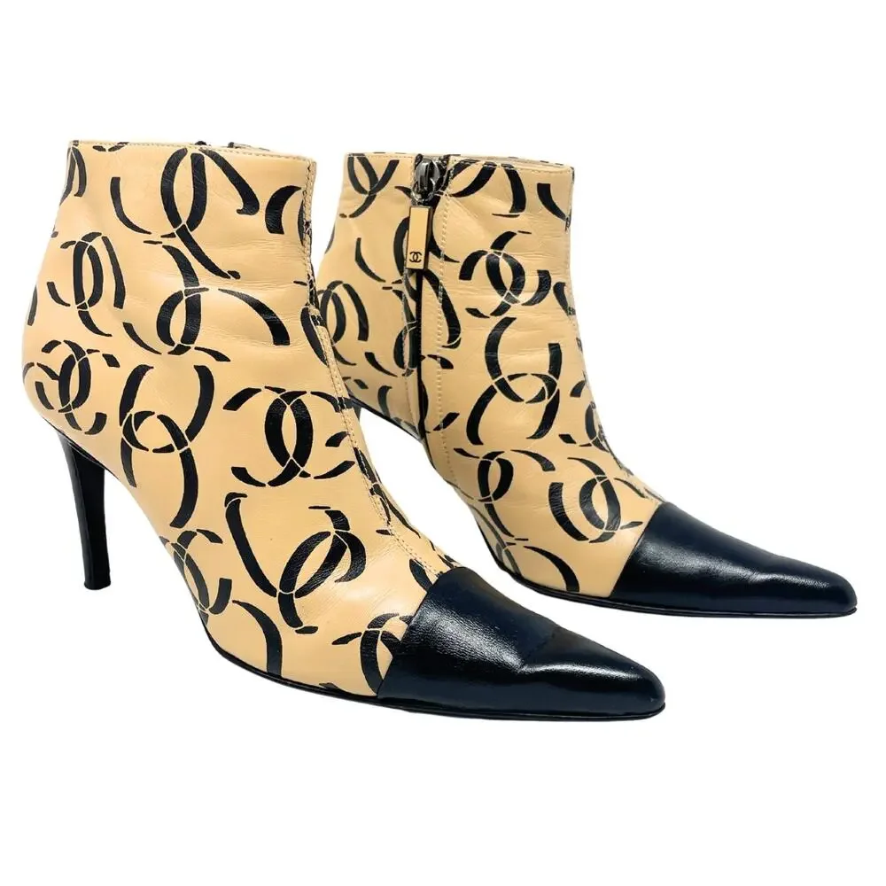 Chanel Ankle Boots Heels Beige Black Leather CC Logo Pointed Cap Toe F/W 2000 37